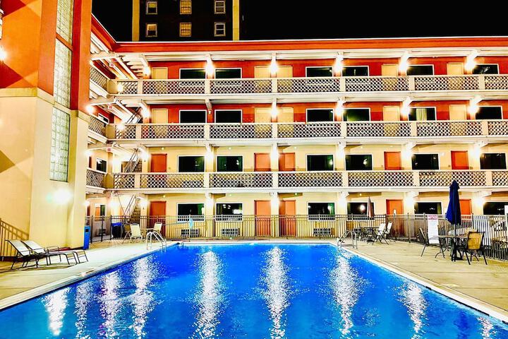 Pool 11 of 31