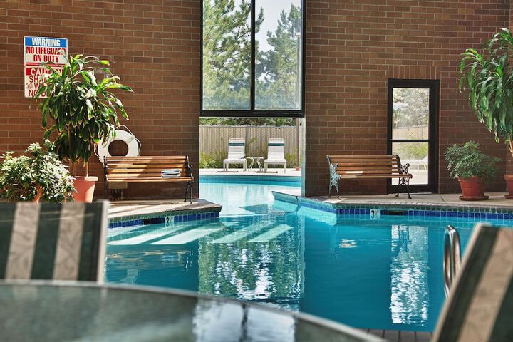 Pool 6 of 28
