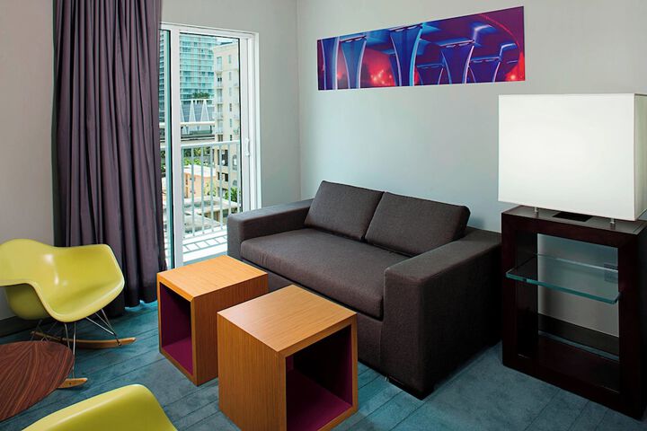 Room 19 of 35