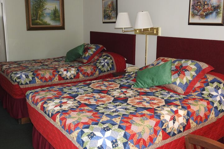 Room 9 of 44