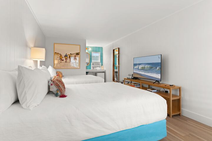 The Surf Shanty Motel