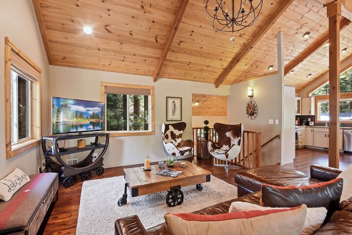 Luxury Tahoe Chalet Minutes to Dining
