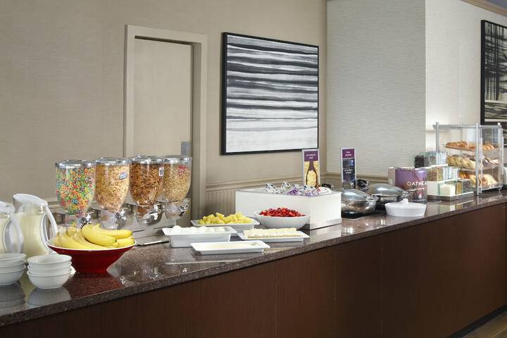 Breakfast/Coffee Service 40 of 45