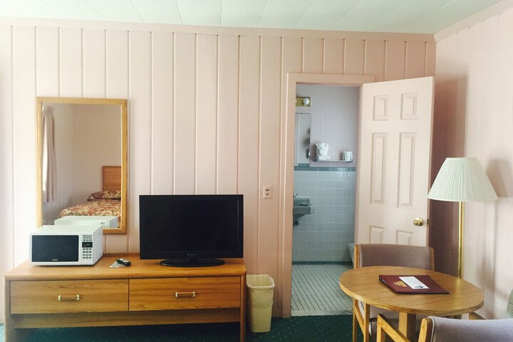 Room 14 of 29
