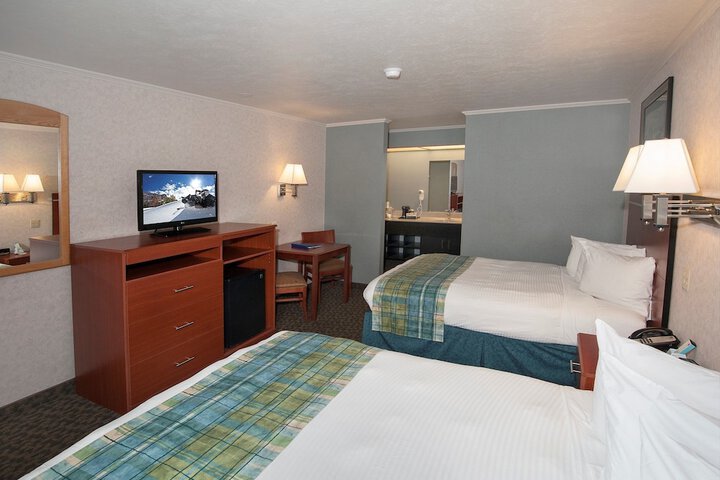 Room 13 of 20