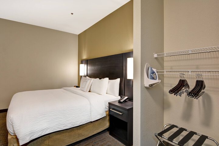 Residence Inn by Marriott Cleveland Airport / Middleburg Heights