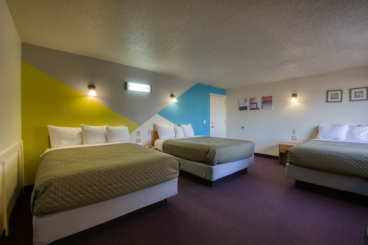 Room 44 of 62