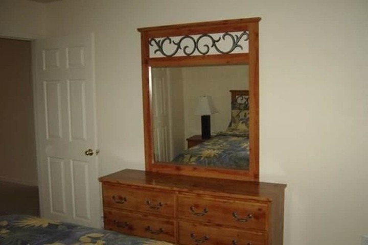 Room 11 of 24