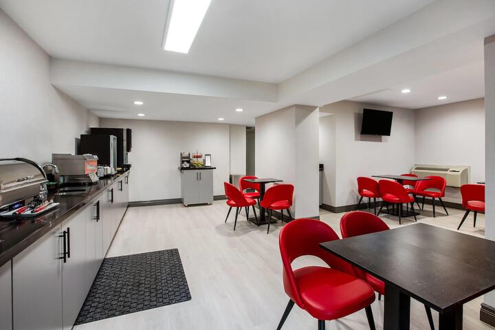 Ramada by Wyndham Kingston