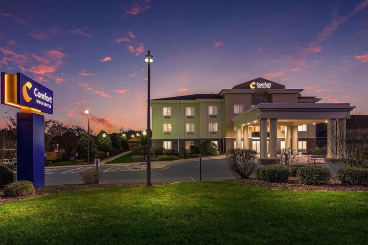 Comfort Inn & Suites Brevard North