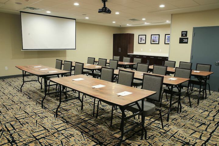 Hampton Inn & Suites Mount Laurel / Moorestown