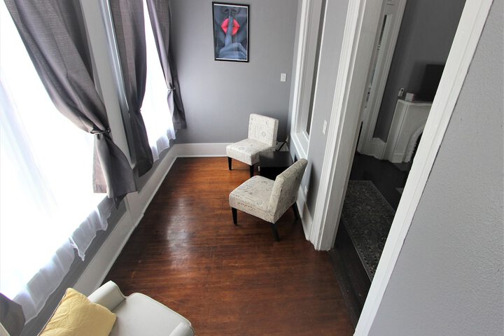Room 117 of 171