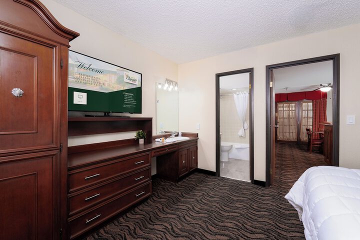 MCM Elegante Suites Abilene