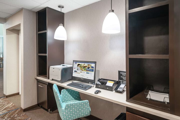 Business Center 34 of 34