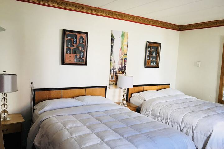 Room 13 of 60