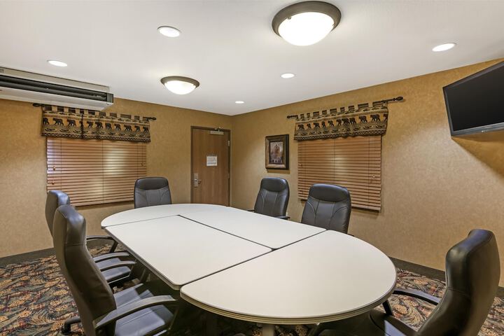 Best Western Plus Kelly Inn & Suites