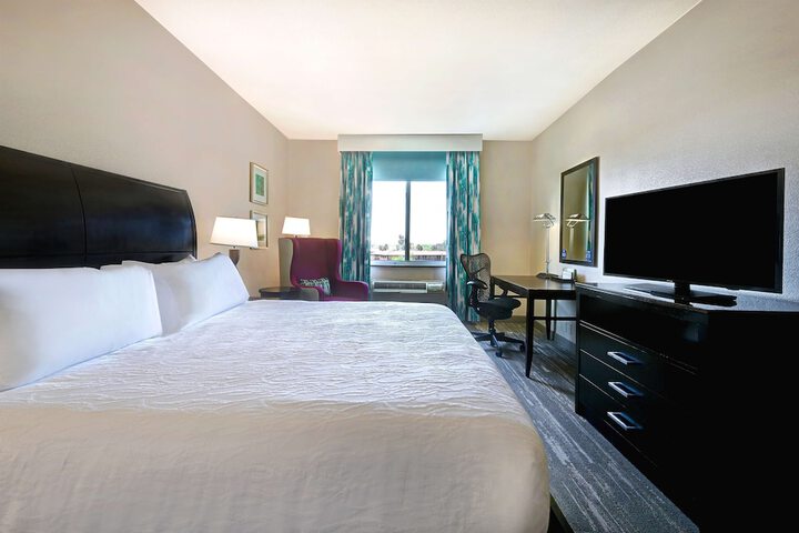 Room 46 of 70