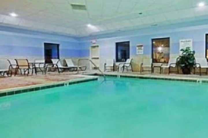 Hampton Inn Westfield