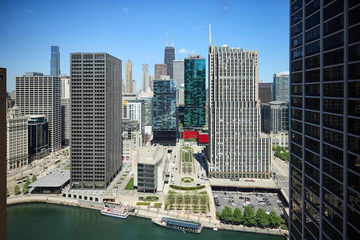Hyatt Regency Chicago