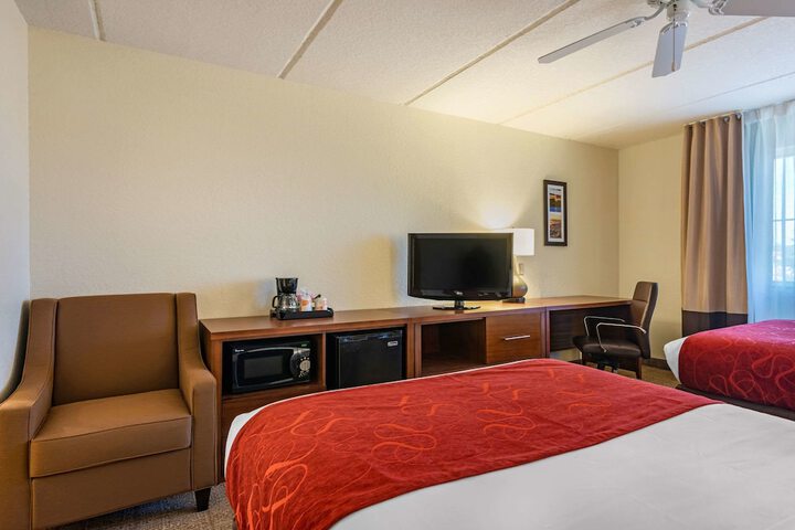 Room 43 of 71