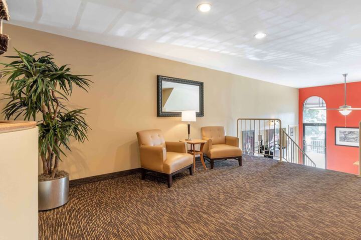 Hotel Interior 9 of 29