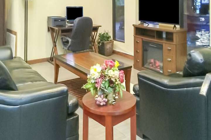 Business Center 48 of 48