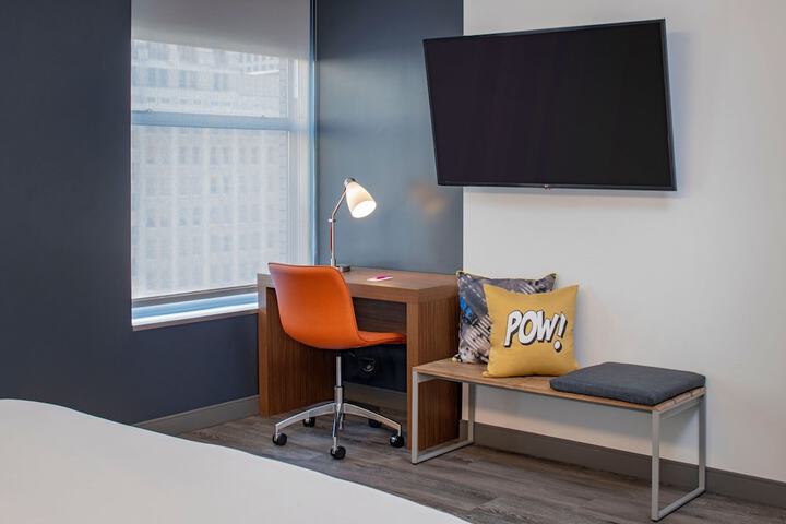 Room 18 of 65