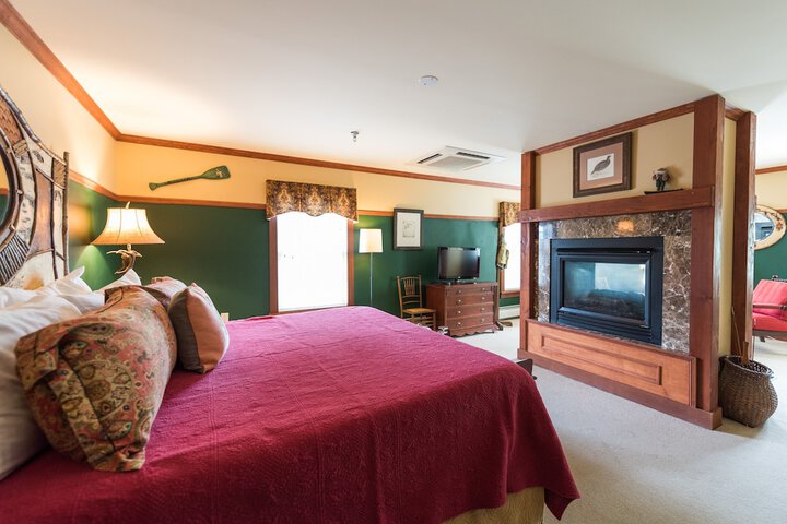 Room 9 of 35