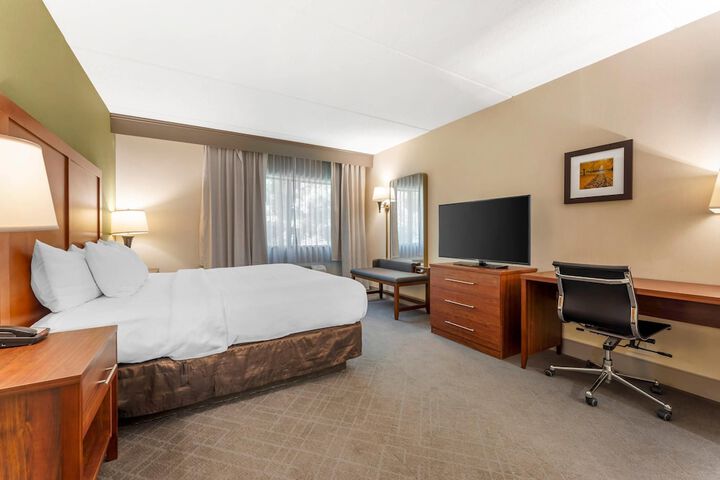 Comfort Inn & Suites LaVale - Cumberland