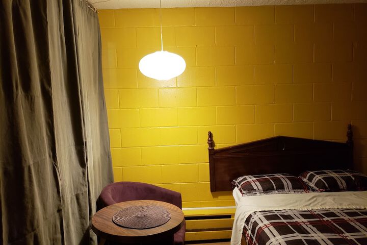 Room 27 of 31
