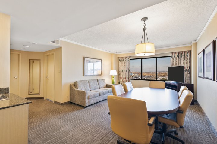 Room 27 of 52