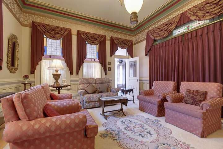 Room 40 of 54