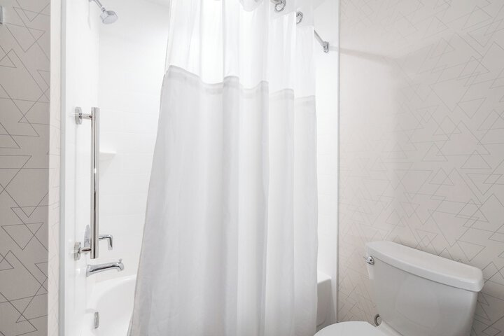 Holiday Inn Express Hotel & Suites St. Robert by IHG