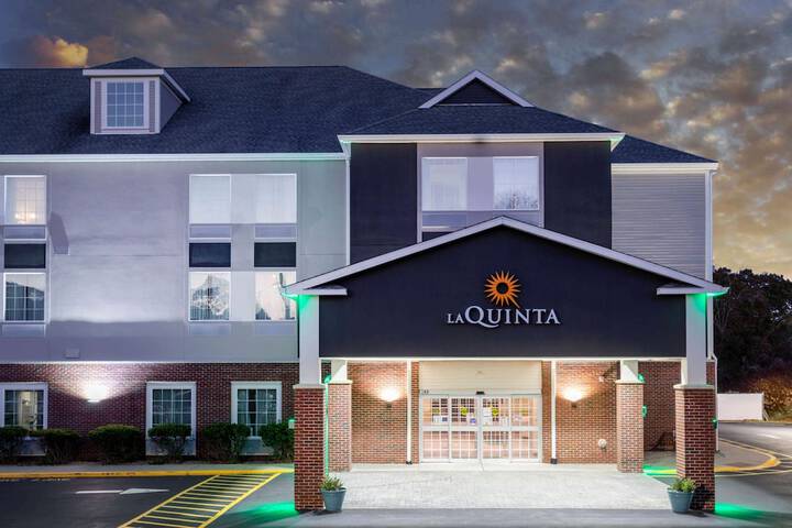 Hotel 2 of 28
