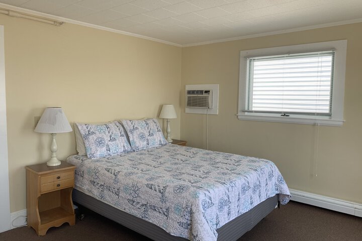 Room 18 of 61
