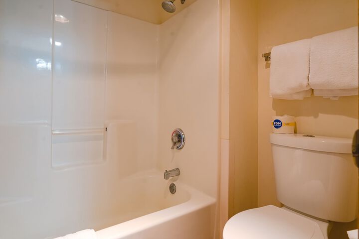 OYO Hotel Redwood Falls near Jackpot Casino