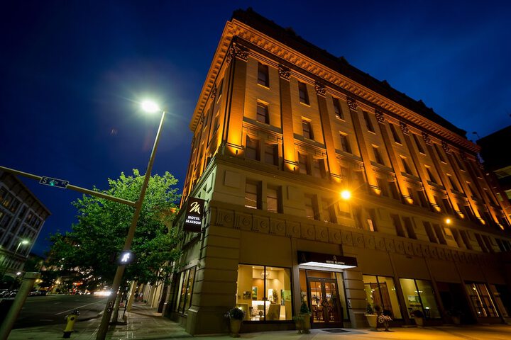 Hotel Maison Yakima Tapestry Collection by Hilton