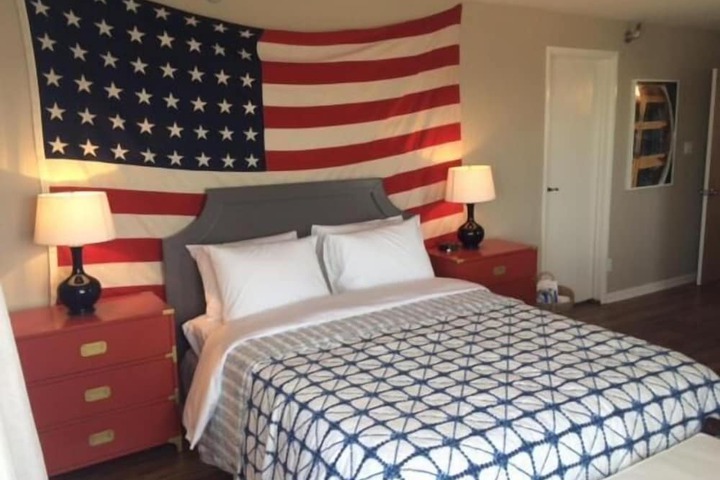 Room 21 of 49