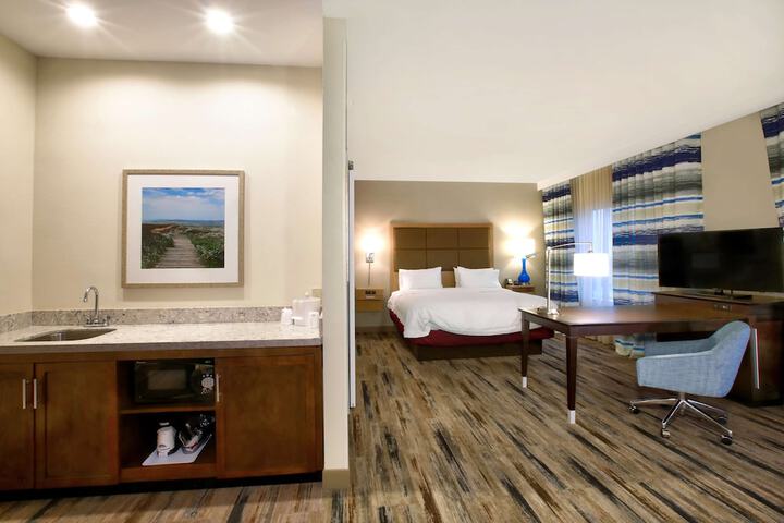 Hampton Inn & Suites Baltimore / Aberdeen