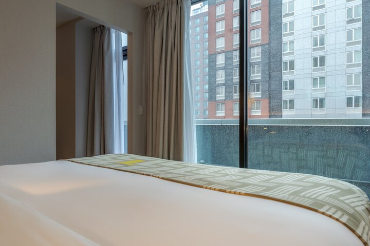 Room 16 of 94