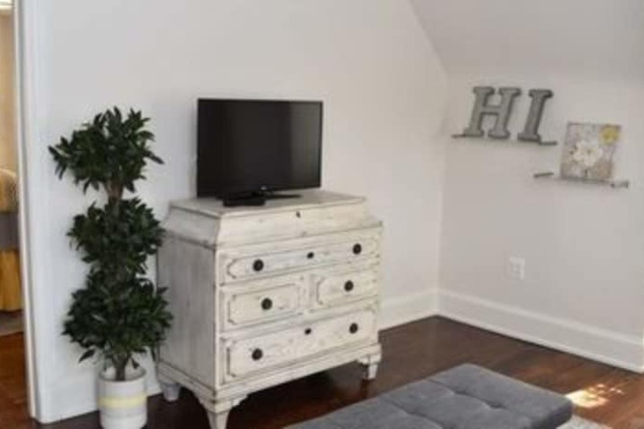 Room 70 of 131