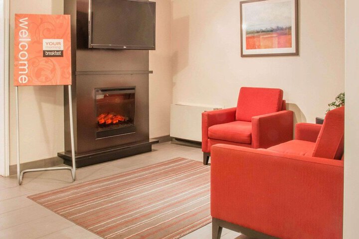 Hotel Interior 4 of 47