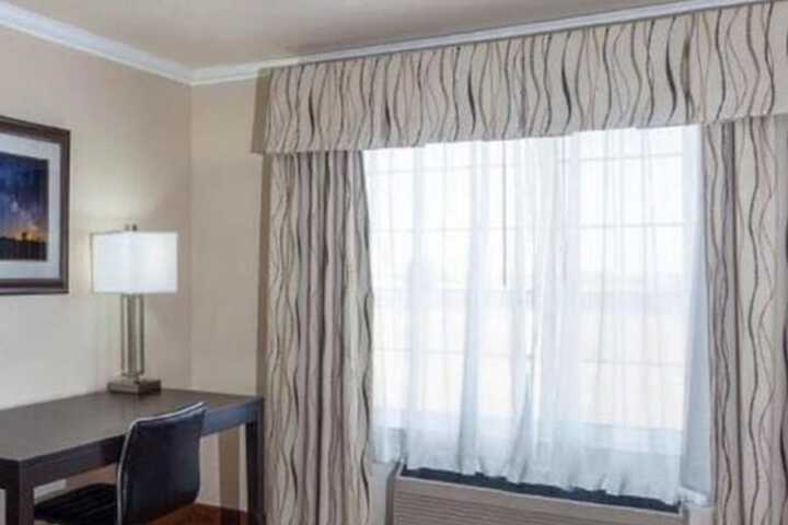 Room 51 of 60