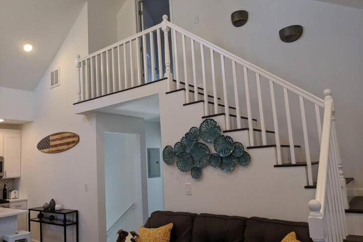 Lux 3 Bd - Perfect & Parking & Massive Patio