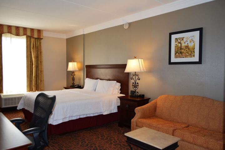 Room 12 of 34