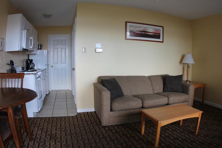 Room 10 of 51