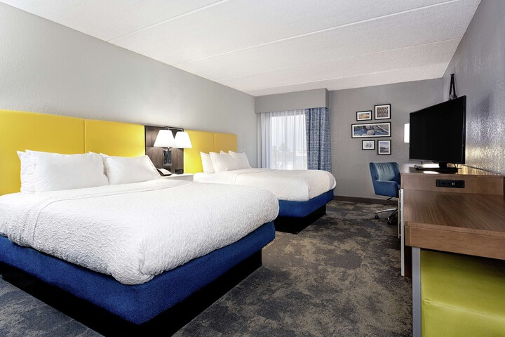 Room 20 of 33