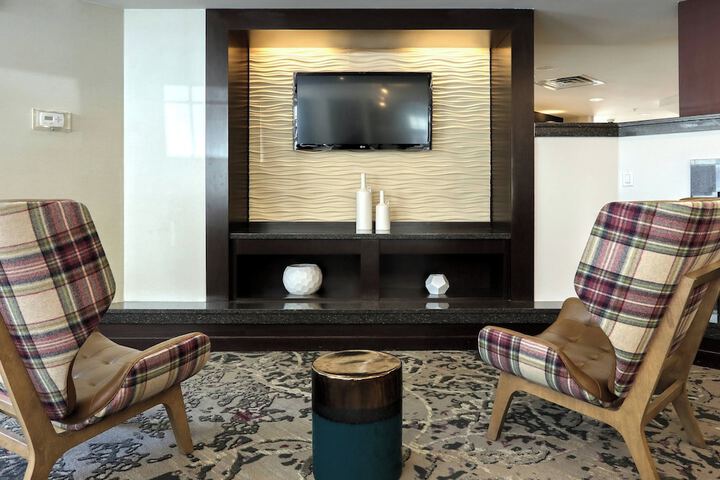 Residence Inn Woodbridge Edison / Raritan Center