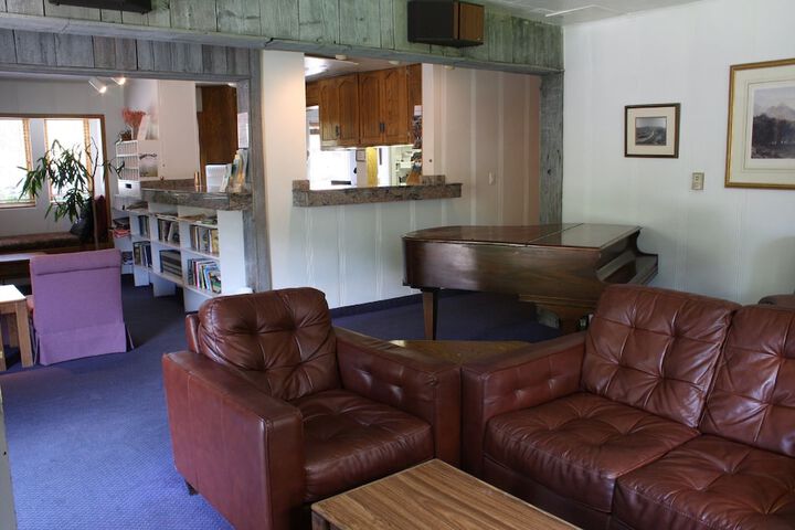 Hotel Interior 28 of 104