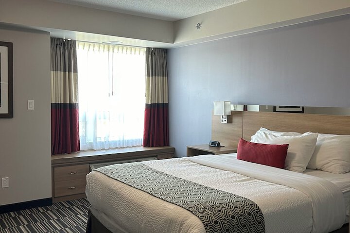 Room 21 of 25